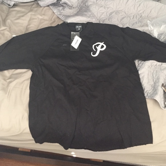 Brand new primitive tee