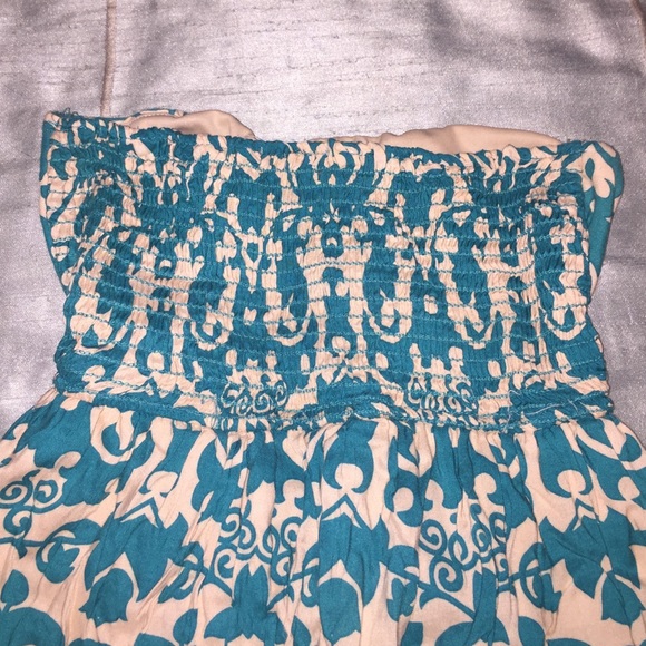 Dress - Picture 3 of 3