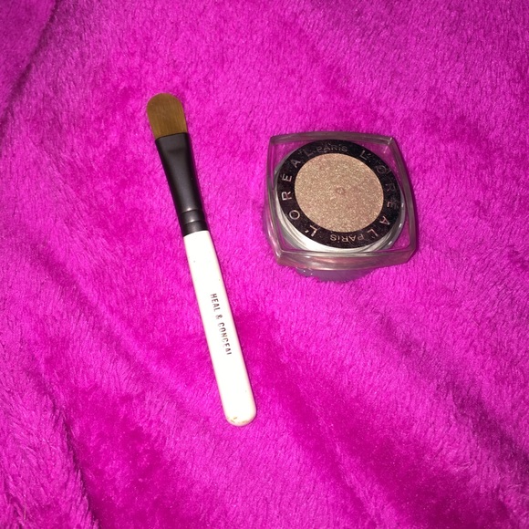 Makeup bundle - Picture 1 of 4