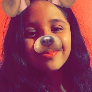 Meet your Posher, Cynthia