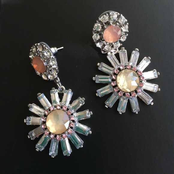 Jewelry - Pink statement earrings