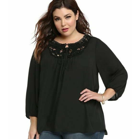 ⓟⓛⓤⓢTorrid blouse 5x NWOT