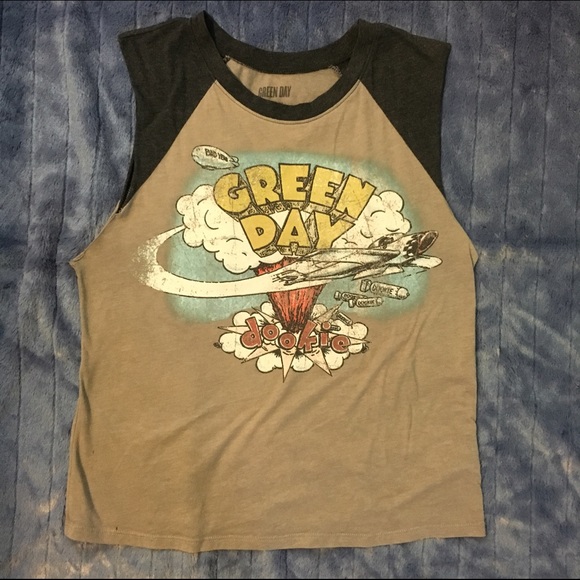 🚫SOLD🚫 green day muscle tee