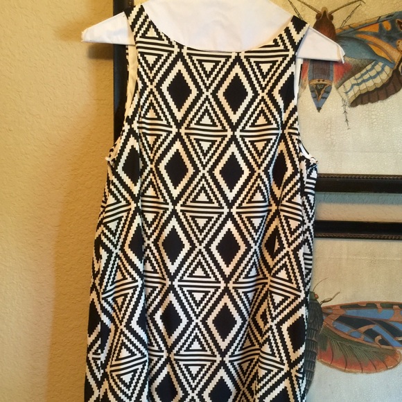 NWT black and white Aztec print dress size small
