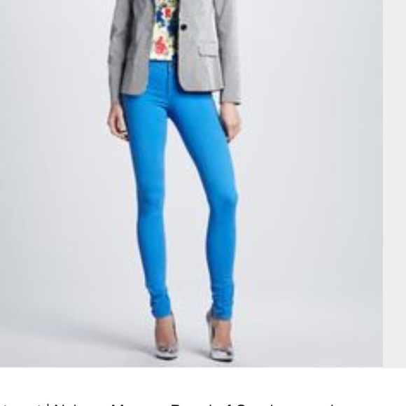 Alice and Olivia skinny jeans in blue never worn