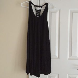 black RVCA v-neck t-shirt dress