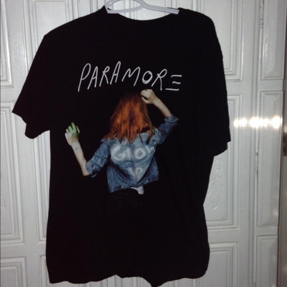 Paramore t-shirt