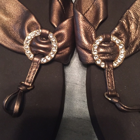 Yellow Box Shoes - Picture 2 of 6