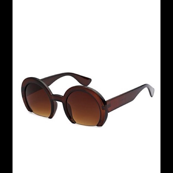 All brown sunglasses! - Picture 2 of 3