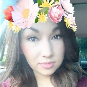 Meet your Posher, Lorena