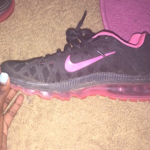 Black and pink Nike air max