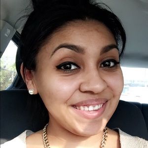 Meet your Posher, Priscilla