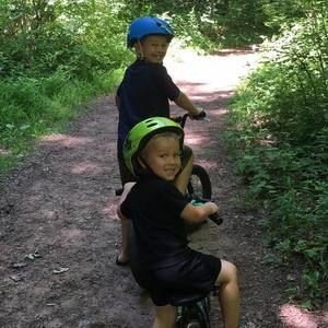 Meet your Posher, Adrienne