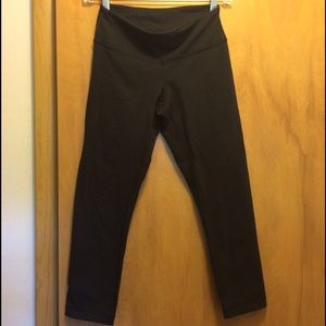 Black Lululemon crops