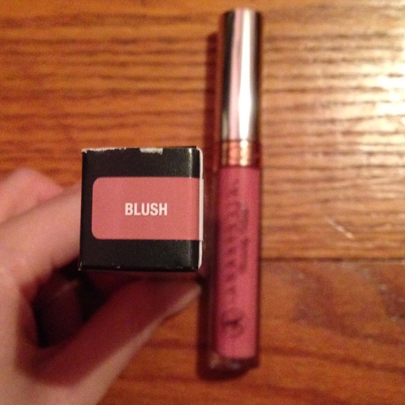 BNIB ABH Blush Liquid - Picture 2 of 2