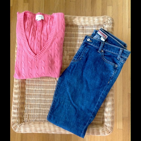 GAP Straight Fit Jeans - Picture 1 of 3