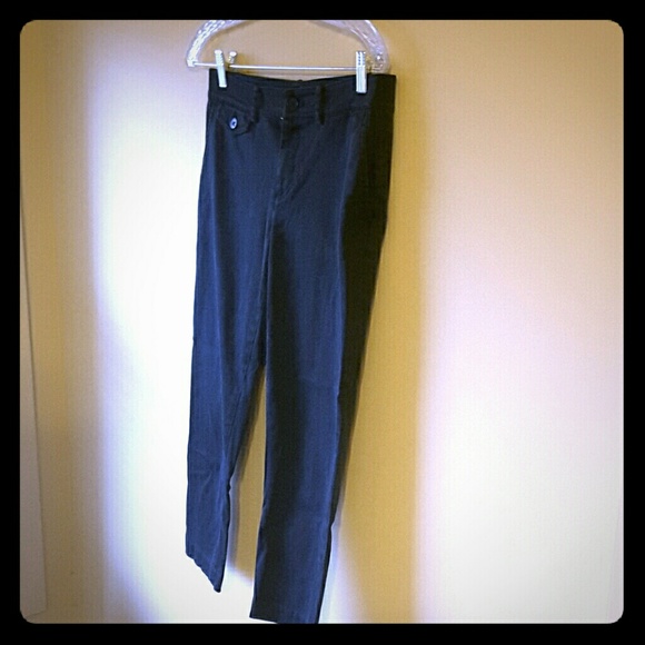 Cropped Pants