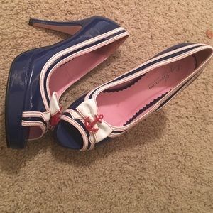 Pinup Sailor Heels