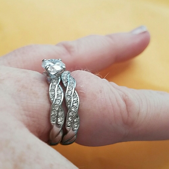 1.25kt Vintage inspired wedding ring set size 9 - Picture 2 of 2