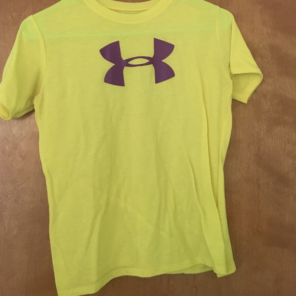 Under Armour Top
