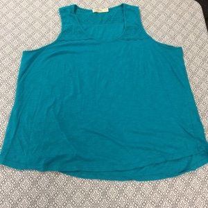 Turquoise tank