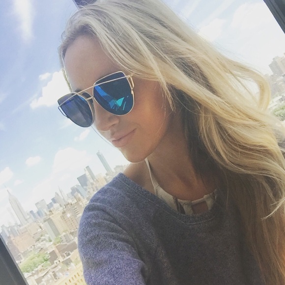 SoldOut11thStreet - Picture 2 of 4