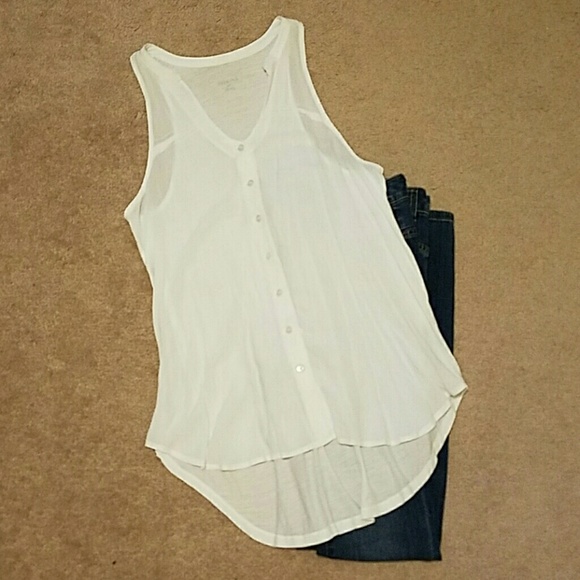 Button down tank