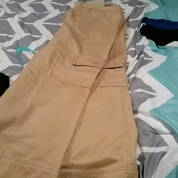 Cropped khakis - Picture 3 of 3