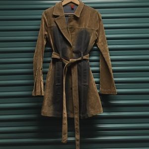 Coat/jacket gentle worn and in great condition💕