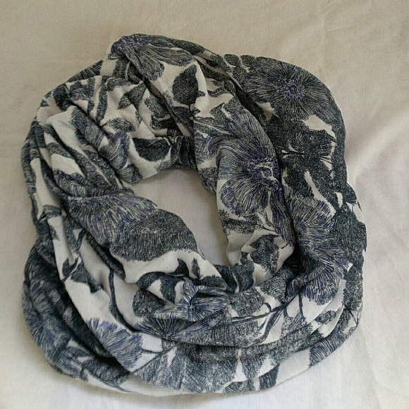 Anthropologie (Porridge) Infinity Scarf
