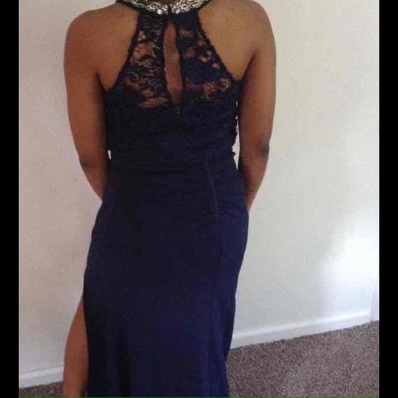 Dress - Picture 2 of 4