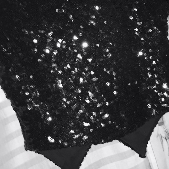 Betsey Ross Black Heavy Sequined Vest/ Shrug - Picture 2 of 3