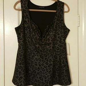 Shiny Top with Leopard Print