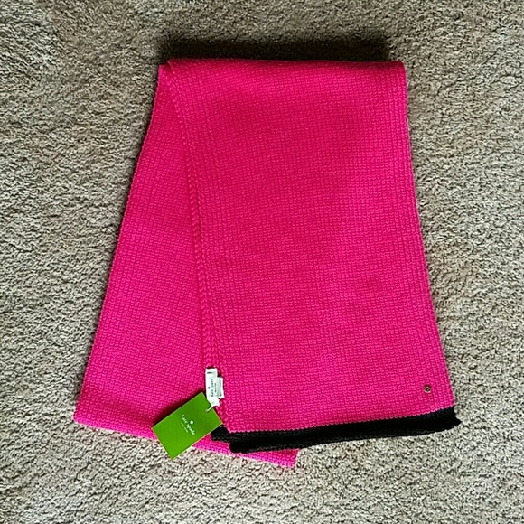 kate spade Accessories - Kate Spade Knit Scarf!