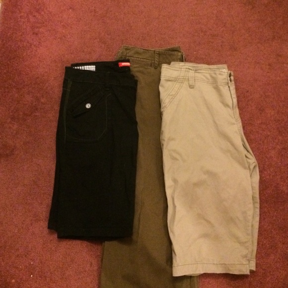 Ralph Lauren Pants - Khaki material pants and capris👖