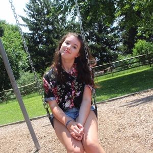 Meet your Posher, Natalie