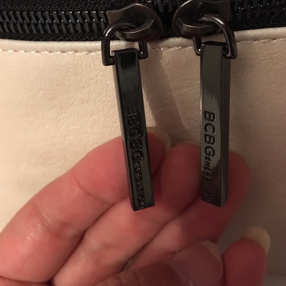 BCNGeneration tote - Picture 2 of 4