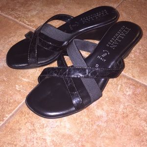 Black casual sandals