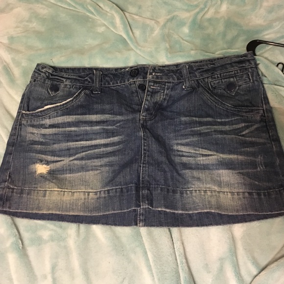 American Eagle Outfitters Dresses & Skirts - {AMERICAN EAGLE} denim skirt