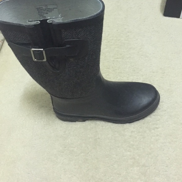 Rain Boots size 7