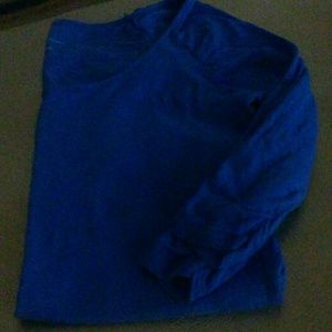Blue 3/4 sleeve shirt