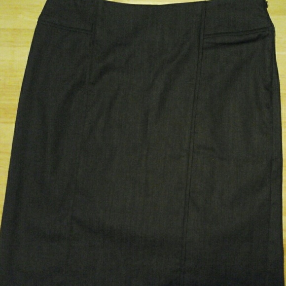 Skirt - Picture 2 of 3
