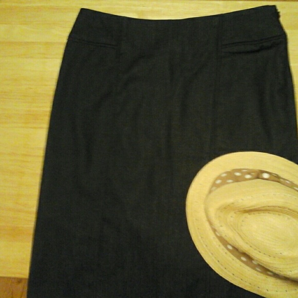 Skirt - Picture 3 of 3