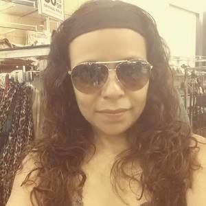 Meet your Posher, Yasyelo