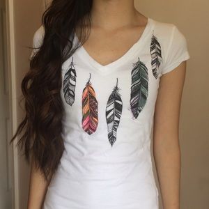 White T-shirt with Feather Graphics