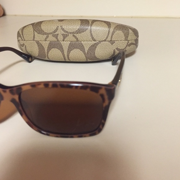 Coach eye glasses/sunglasses main image 4