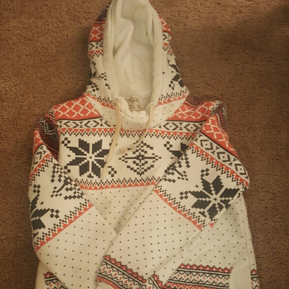 Super Cute Sweatshirt!