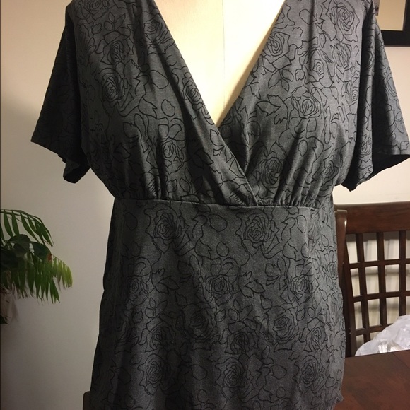 Maurices Tops - 💰clearance 💰NWOT plus top