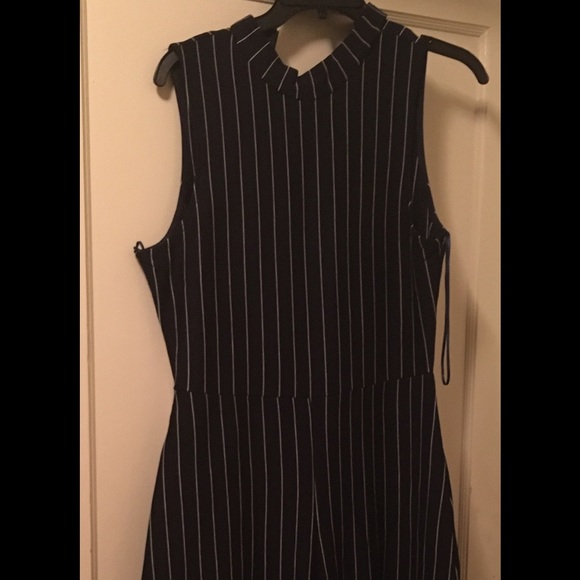 Never worn Missguided wide leg jumpsuit.