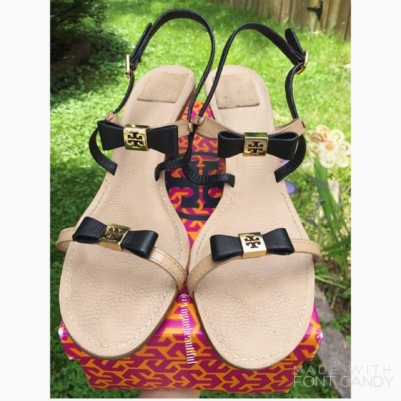 Tory Burch Shoes - Tory Burch Kailey Bow Heels Black & Nude